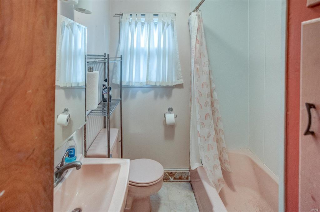 Listing Image #13