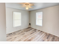 Listing Image #12