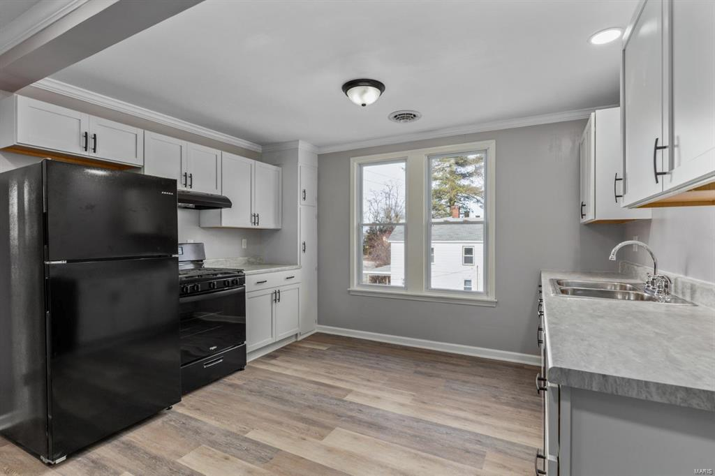 Listing Image #8