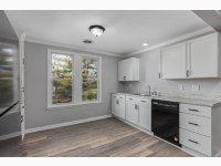 Listing Image #9