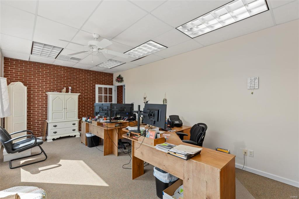Listing Image #4