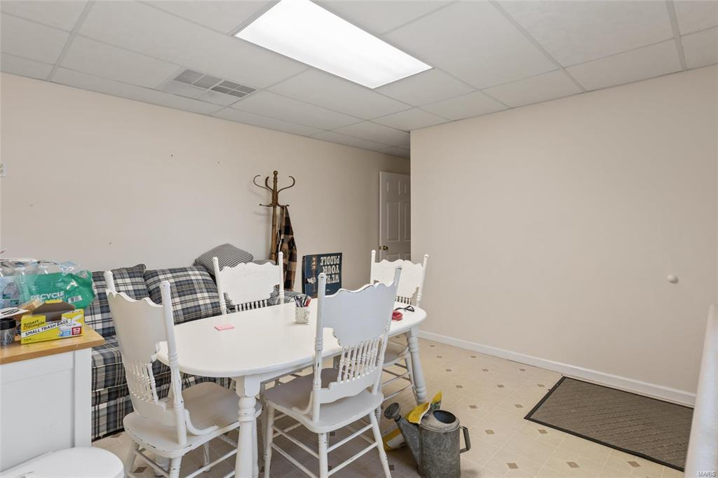 Listing Image #8