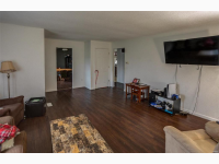 Listing Image #10