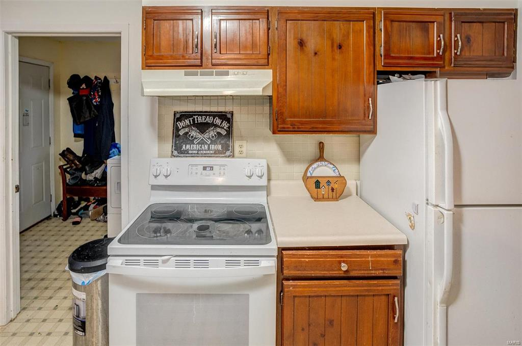 Listing Image #12