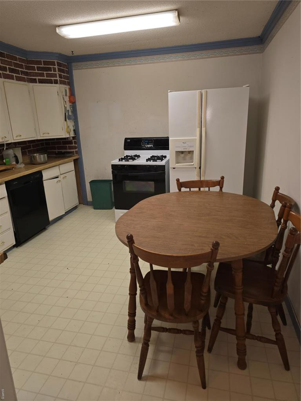 Listing Image #5