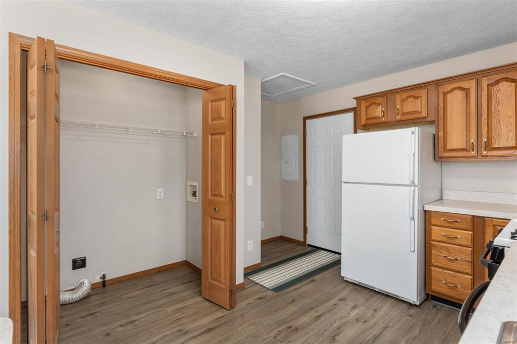 Listing Image #13