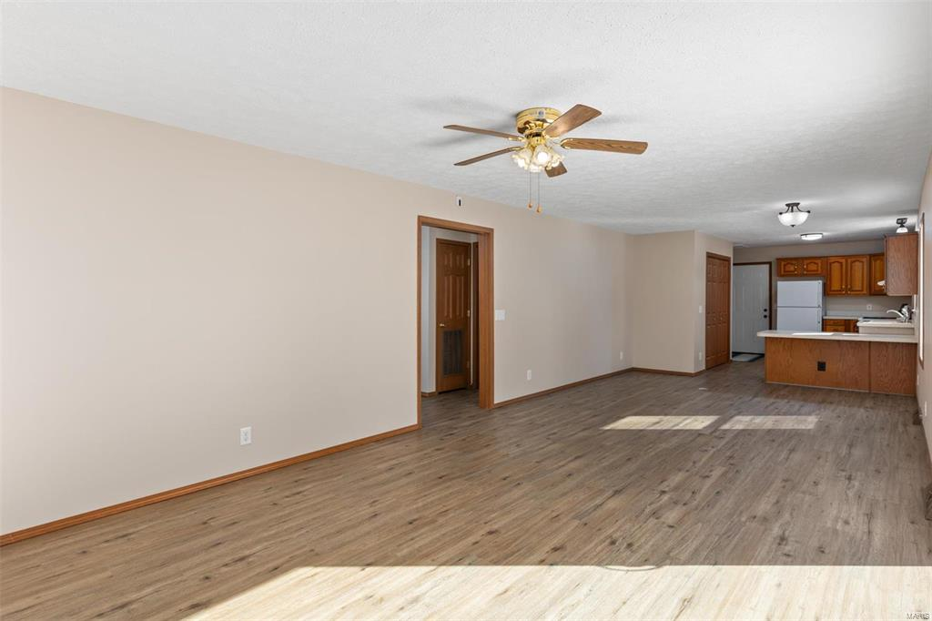 Listing Image #6