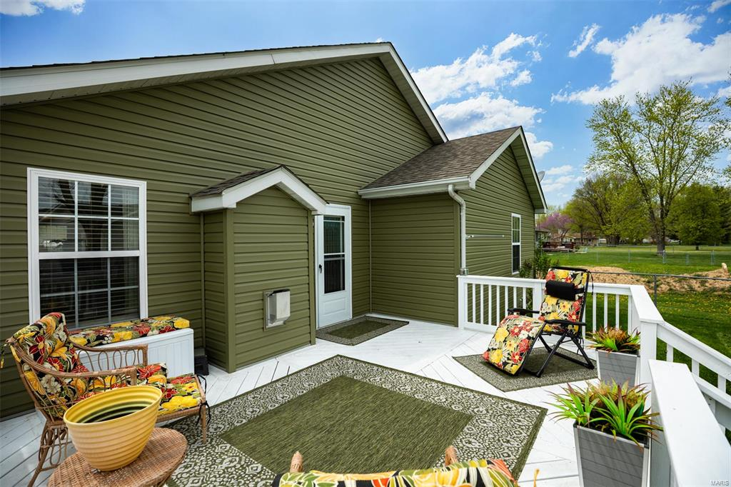 Listing Image #15