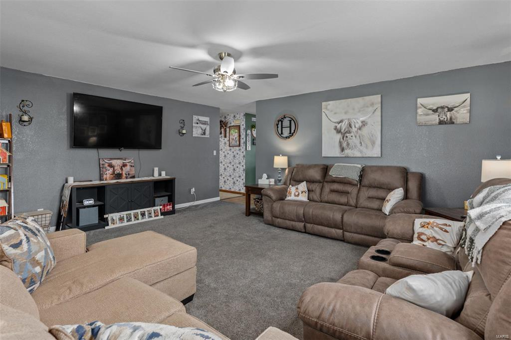 Listing Image #11