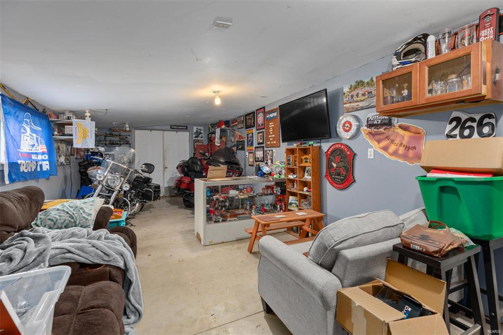 Listing Image #27