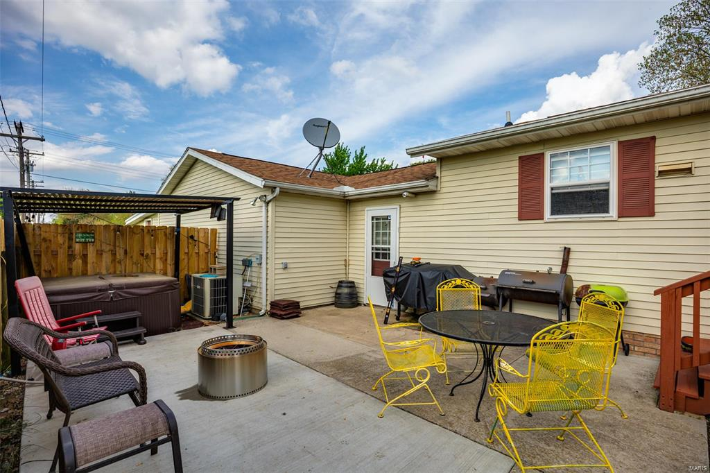 Listing Image #4