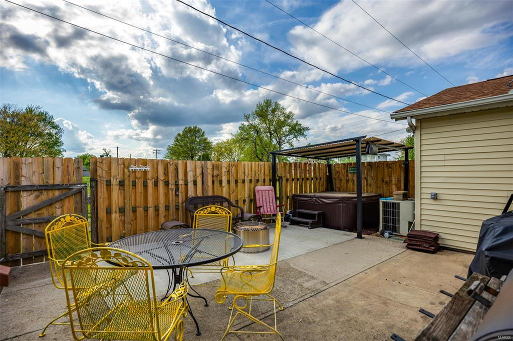 Listing Image #6