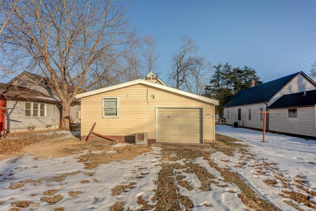 Listing Image #3