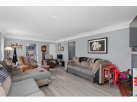 Listing Image #9